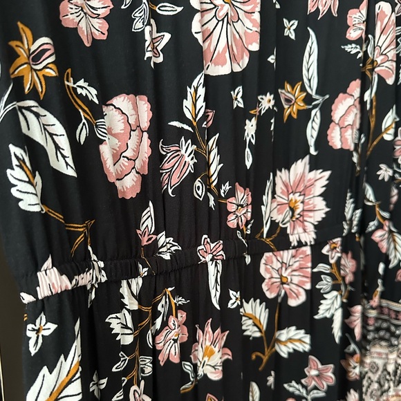 Old Navys Women’s Black and Pink Flower Dress. Size M  tall - Picture 6 of 8
